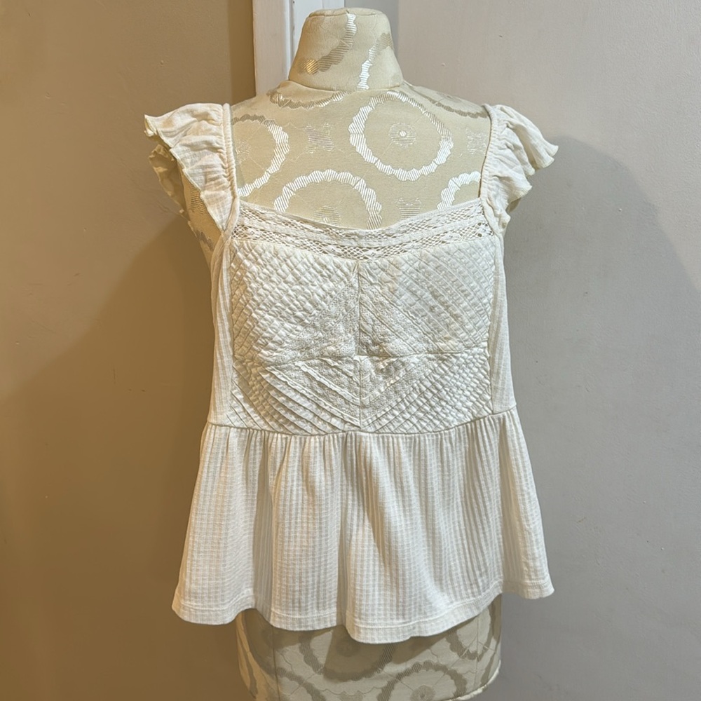 Lucky Brand Cream Textured Lace Trim Square Neck Peplum Flutter Sleeve Tank L